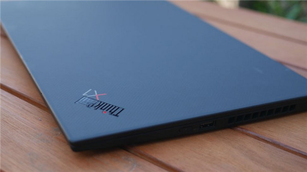 thinkpadx1carbon2022详细配置,thinkpadx1extremegen4测评