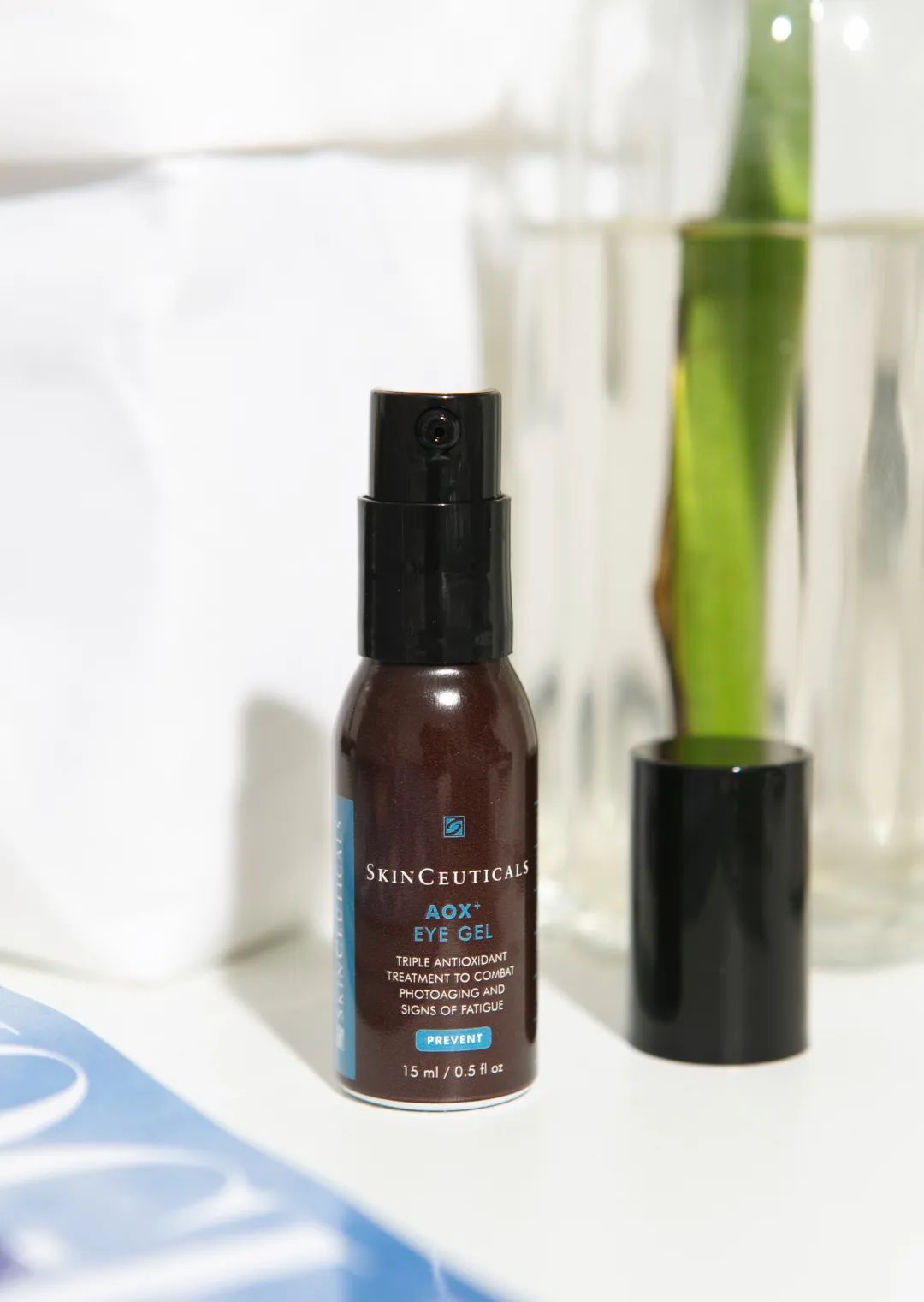 两边黑眼圈程度不一样,黑眼圈的秘密暴露了一个真相