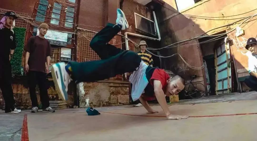 昆明具有历史文化的街区,昆明街头的文化