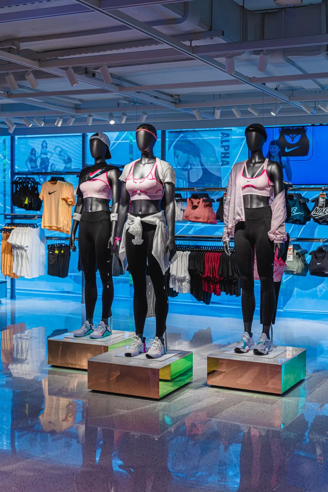 全球nike三大门店,广州nikerise概念店