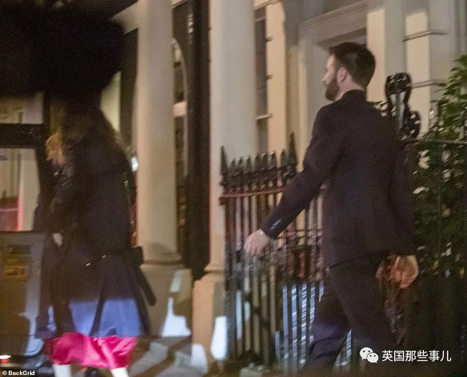 美队和灰姑娘,美队约会片段