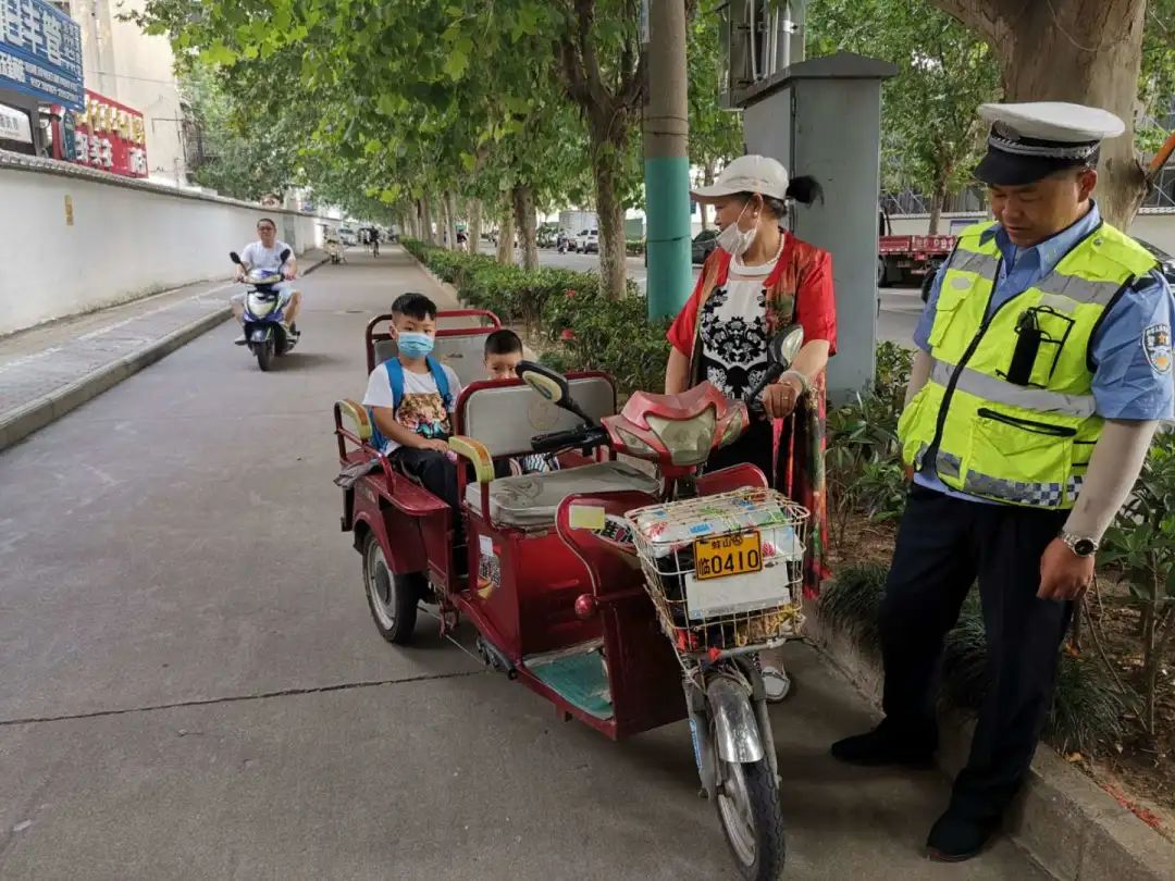 电动三四轮车又上路行驶了？还原房何时能办产权证？固镇到濠城的路何时修？权威回复来了