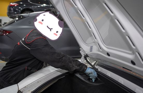 718boxster舒适体验,保时捷718boxster保养时打开敞篷