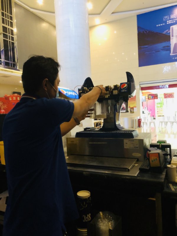 老电影胶片如何放映,老片新片