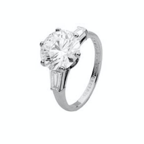 三克拉的钻戒一般要多少钱,三克拉方钻戒大概多少钱