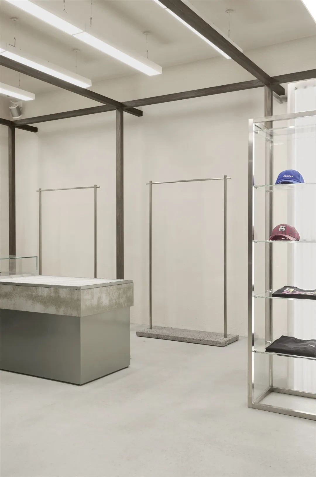 一个把“纽约地铁”搬到上海老建筑里的时尚买手店