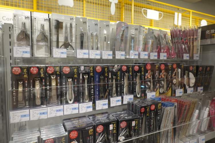 “杂货控的天堂”LoFt今天开业，排队排到弄堂去……神奇