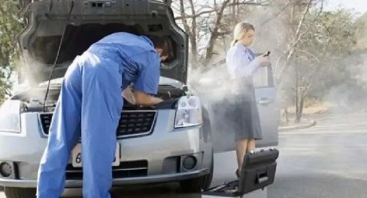 开车水箱开锅紧急处理方法,夏季行车水箱开锅别着急