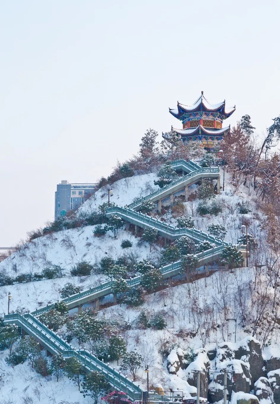 湖北医药学院有单招吗,湖北医药学院报名需要什么