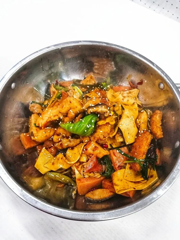 湖北医药学院有单招吗,湖北医药学院报名需要什么