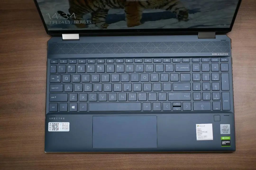 惠普spectrex36014翻转本,惠普spectrex360二合一笔记本