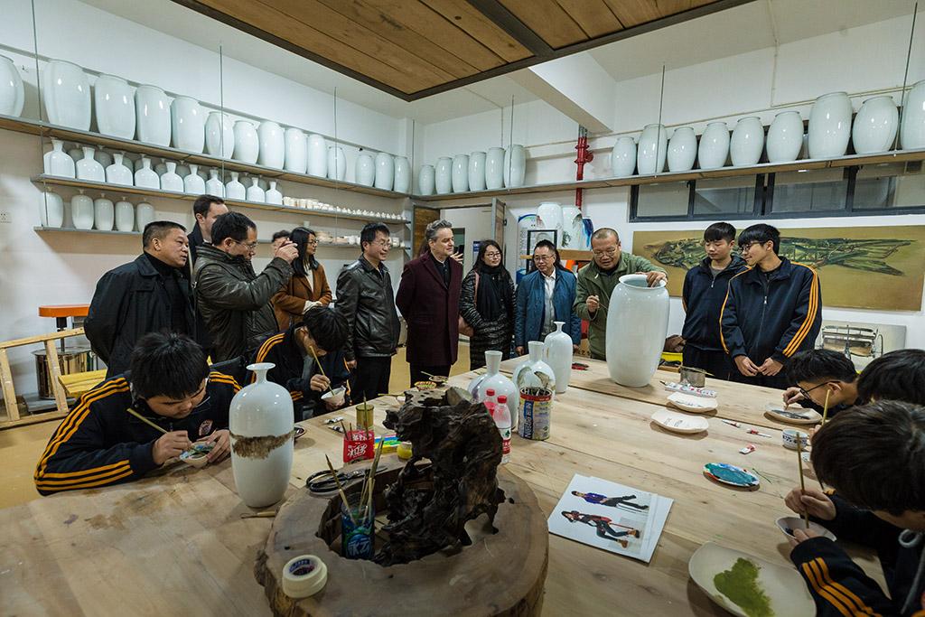 武汉这所学校颜值真高宛如仙境,武汉市学校景象