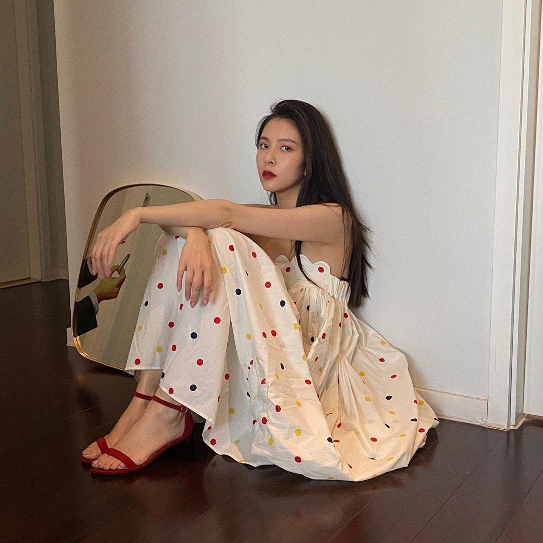 明星银色礼服钟楚曦,钟楚曦zara