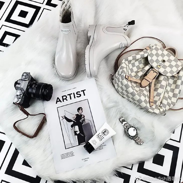 《姐姐》到四公，姐姐们已成专业运动鞋鉴赏团