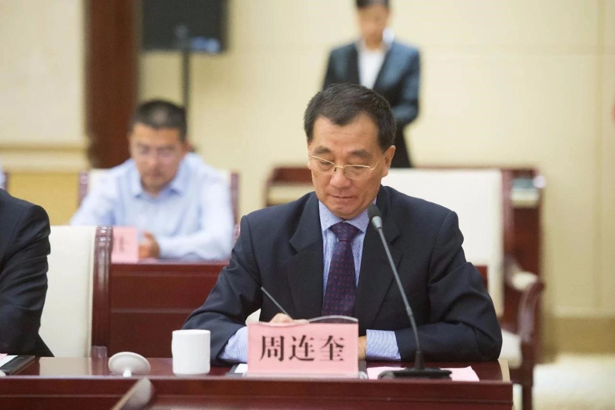 金锣厂生产全过程,金锣公司生产车间