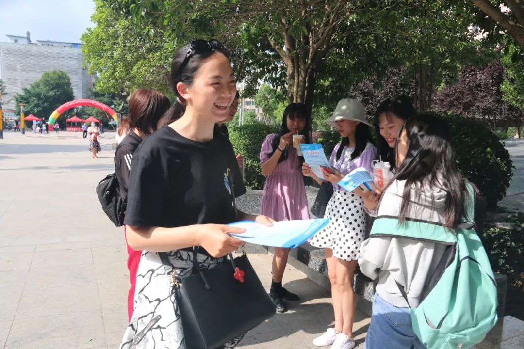 《大家说法》---关注《网上*访信**》