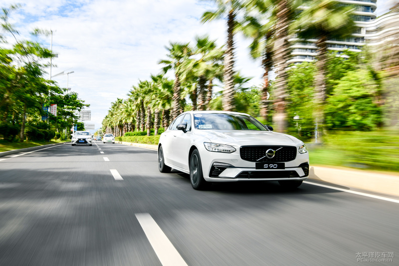 2020款全新沃尔沃s90试驾视频,顺应时代的改变
