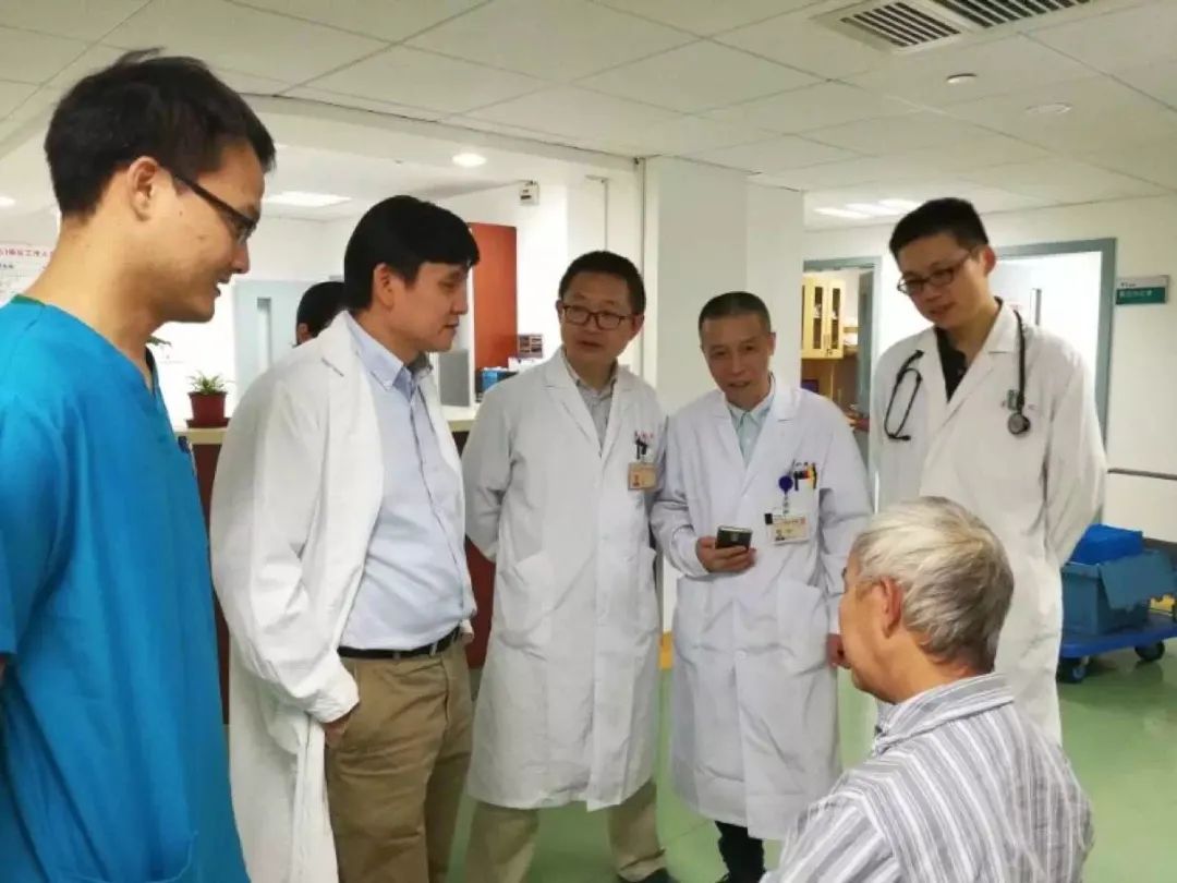 51岁老刘臀部包块不断长大,华山感染专家:是非洲来的“偷渡客”