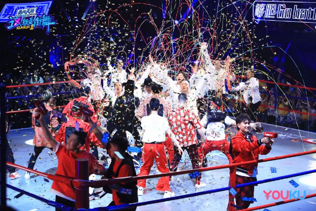 这就是街舞带来的商业价值,街舞不是不务正业的代名词