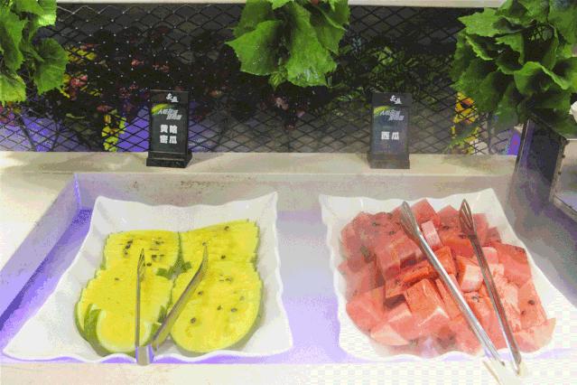 来哈尔滨必打卡的烤肉自助餐厅,哈尔滨最高档海鲜自助火锅