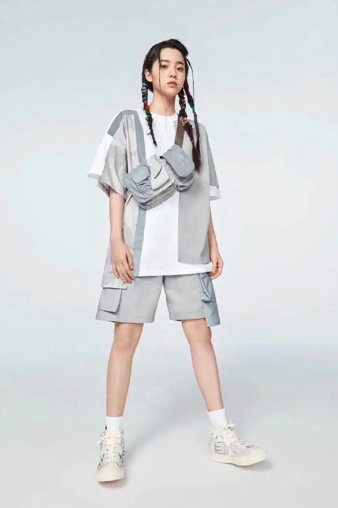 人人在线、万物互联的今天，我们为什么还要去逛买手店