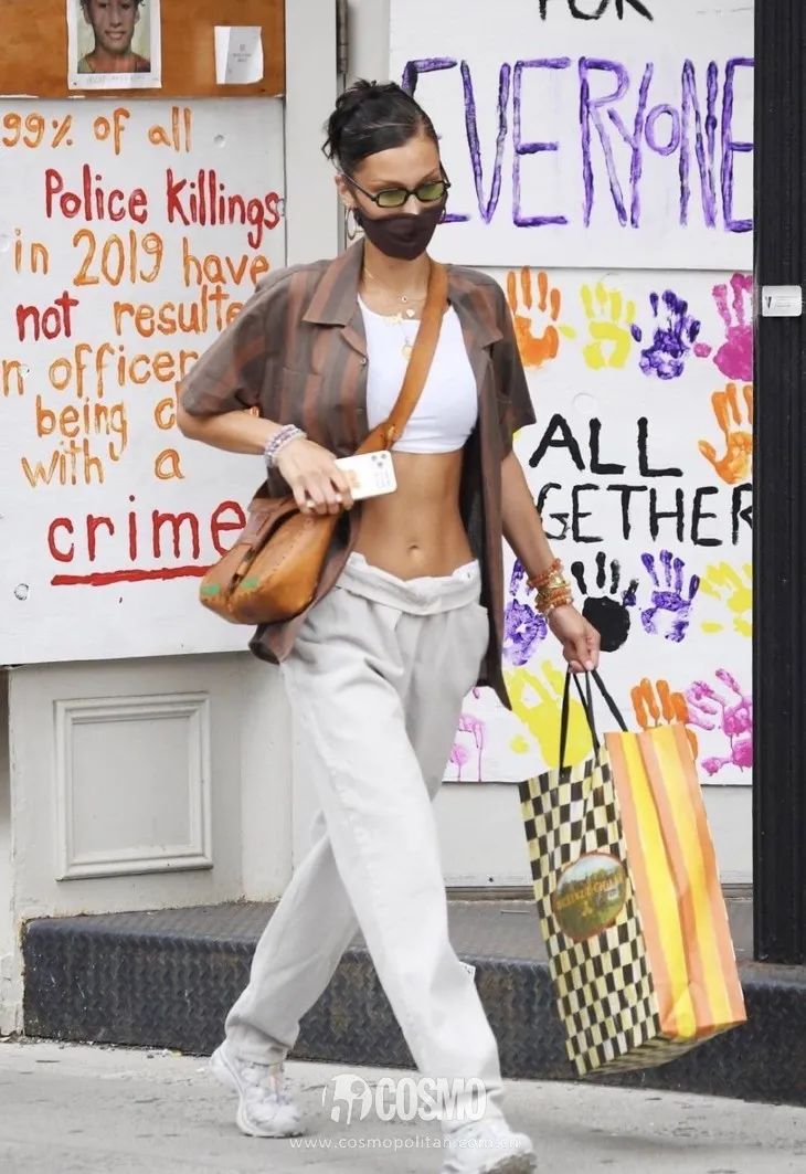 郑秀妍衬衫搭配,郑秀妍2022春夏穿搭