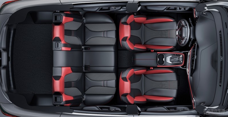 新款起亚嘉华实车曝光,2022丰田皇冠陆放豪华版图片