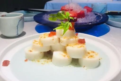 聚餐适合的菜品,小聚招牌炒鸡