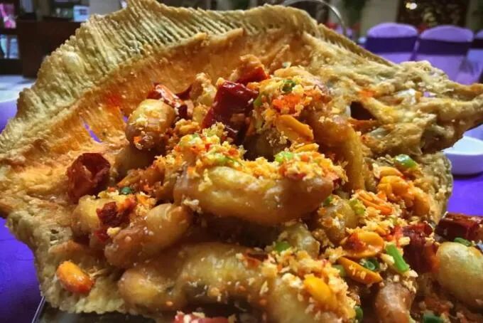 聚餐适合的菜品,小聚招牌炒鸡