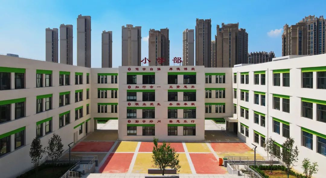 秋高气爽景致新！晋城这所新学校令人称奇