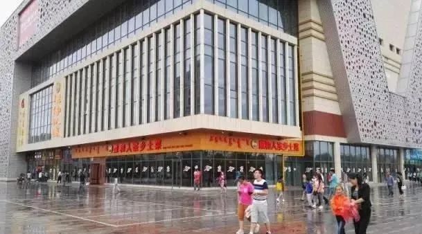 @老师们!鄂尔多斯这些商家暖心促销送礼包