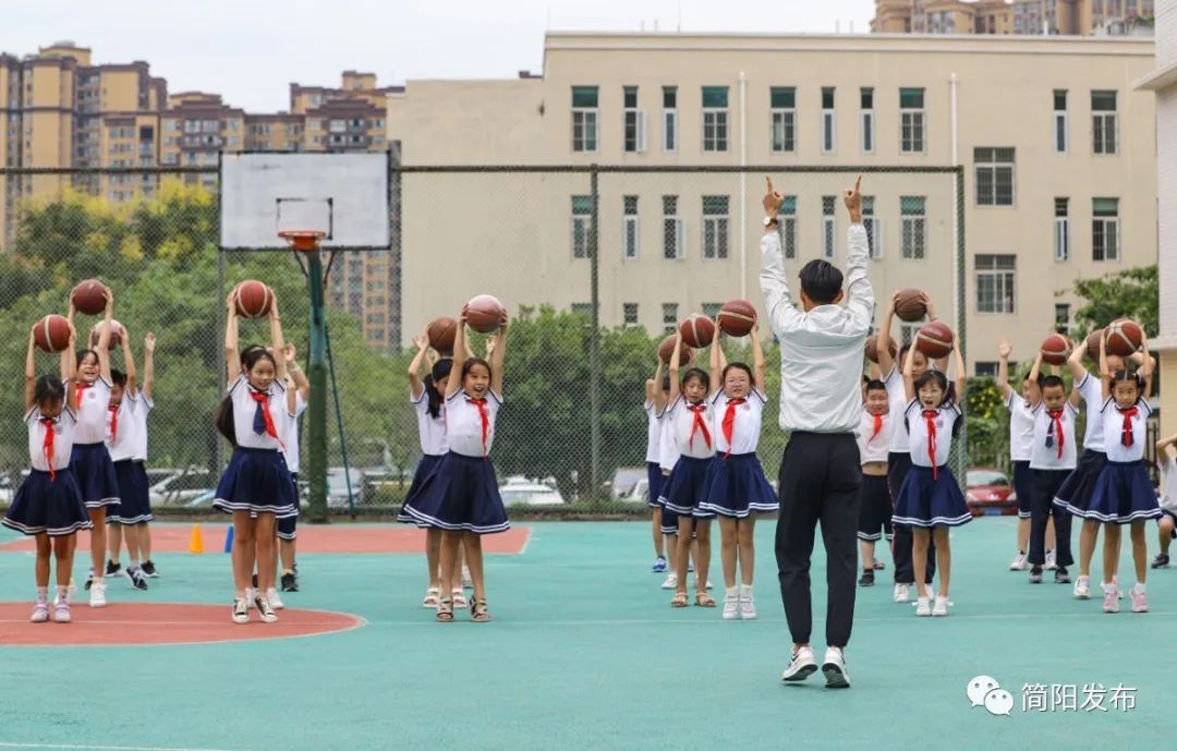 爱成都迎大运小程序叫什么,爱成都迎大运知识竞赛答案