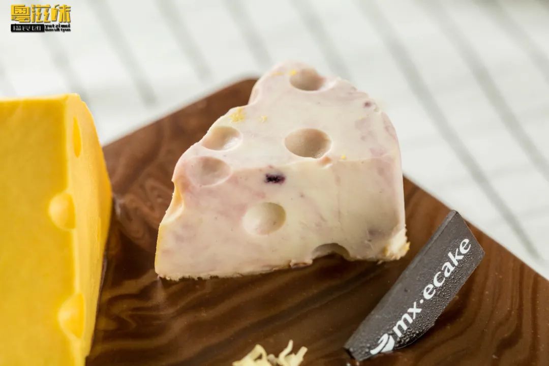 这个秋日「美心」开挂了!10款新品不出门也能吃