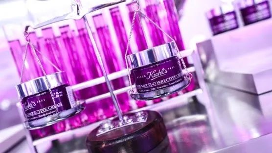 会走秀的程序员VS卖美妆的老友记，你更pick谁？