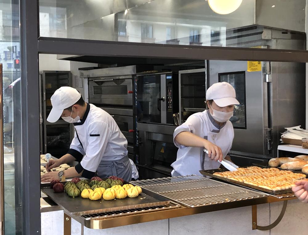 童年回忆杀!82岁的老成都第一代网红糕点铺重新开店啦!杜甫饼、芙蓉酥...快来