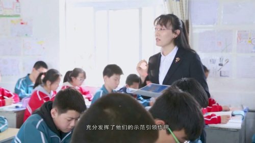 绥德县实验中学李杰：手术做完20天重返讲台上课