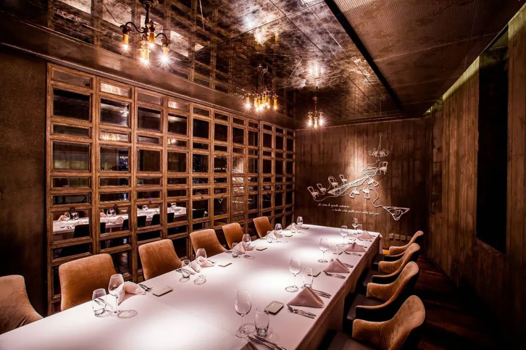 屯里新开finedining,王府花园下午茶,老牌合资酒店新开烘焙坊……本周的贴秋膘指南有点高级(内含福利)|一周好吃