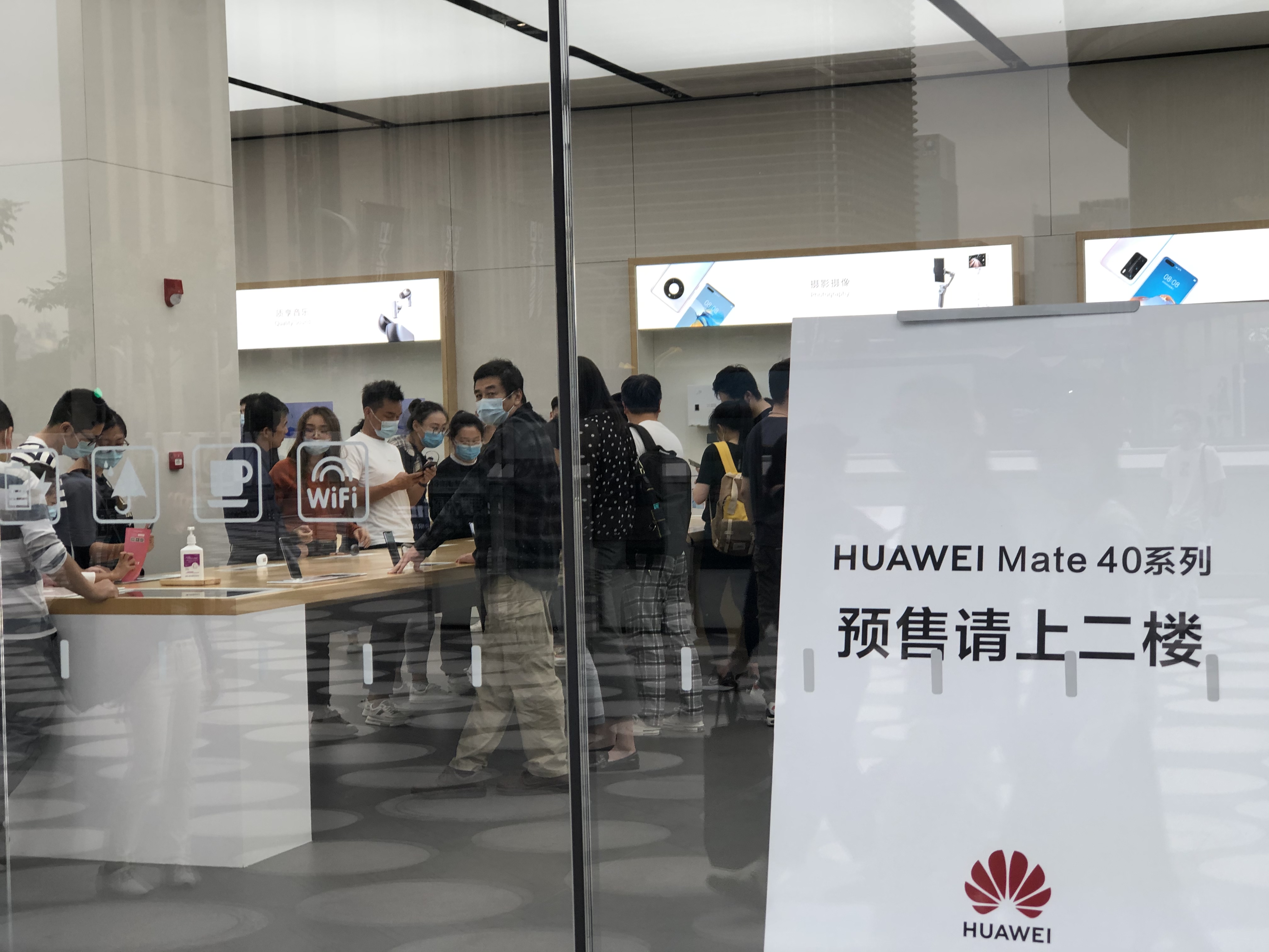 华为mate40标准版线下有货吗,现在怎么买华为mate40新机