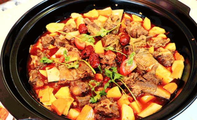 厨房老司机的秘诀！热的均匀、煮肉易烂、炖菜入味的高颜值砂锅，一锅带你重温儿时美味