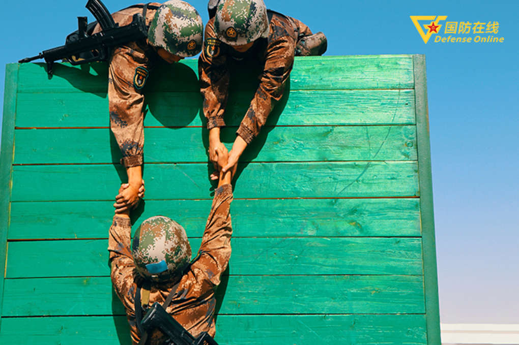 解放军战略支援部队视频,超燃现场军体运动会火热开战