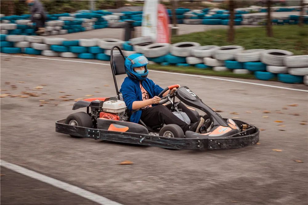 上车旅游打卡,上车打卡下车打卡