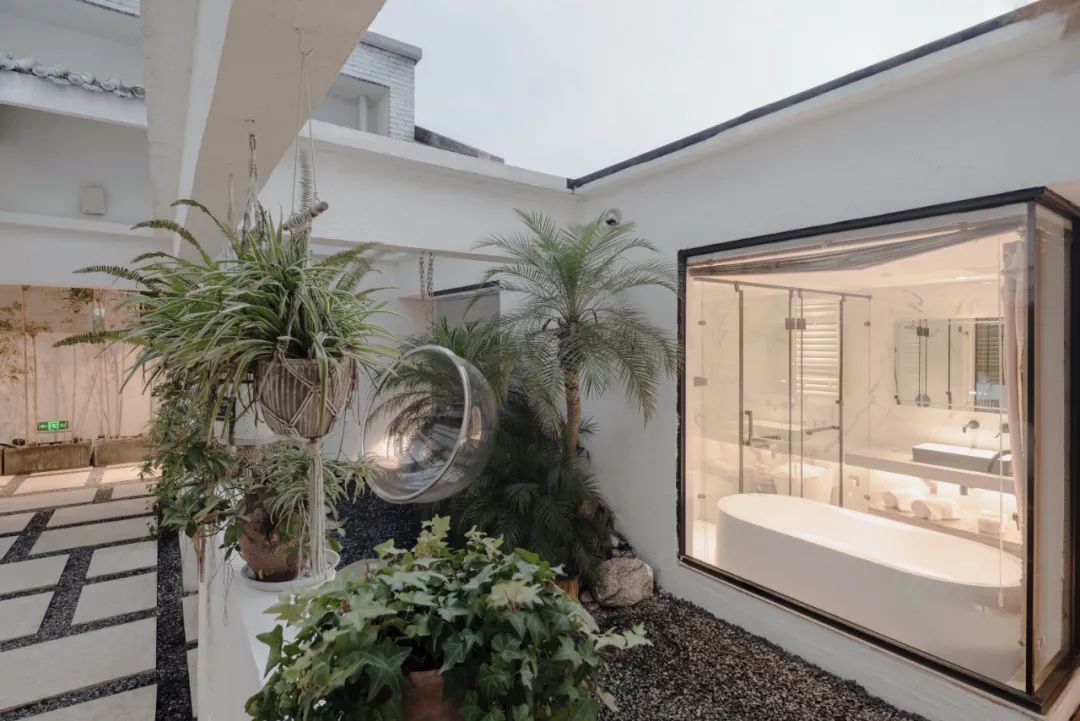 乐山峨眉山泡温泉,峨眉冬天泡温泉攻略