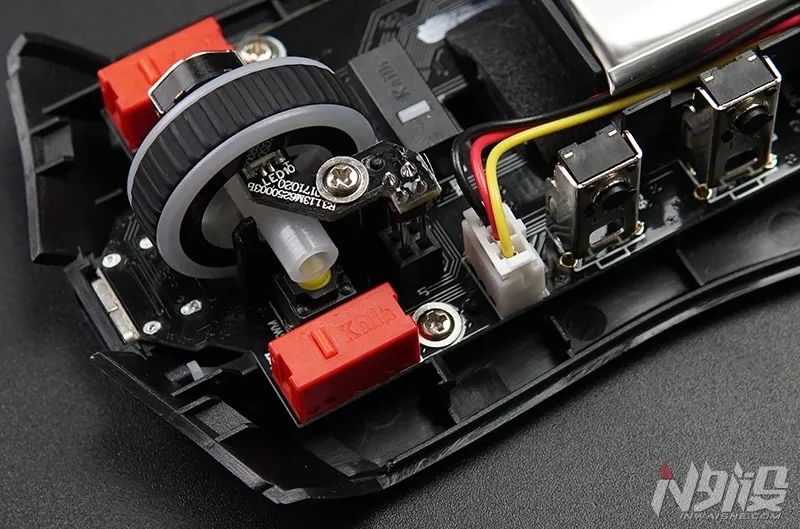 多彩m800无线鼠标拆解,多彩m800无线鼠标微动