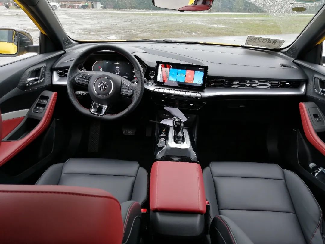 试驾名爵mg5轻奢旗舰版,名爵mg5青奢旗舰版试驾