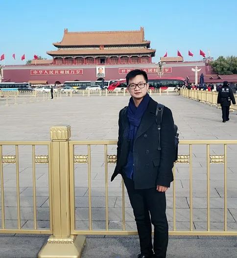 向优秀青年看齐,向优秀的人才们看齐的表现