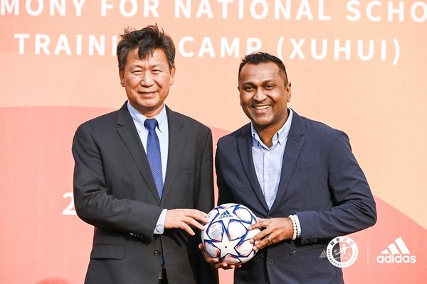 阿迪达斯赞助中国国家队,阿迪达斯助力打榜