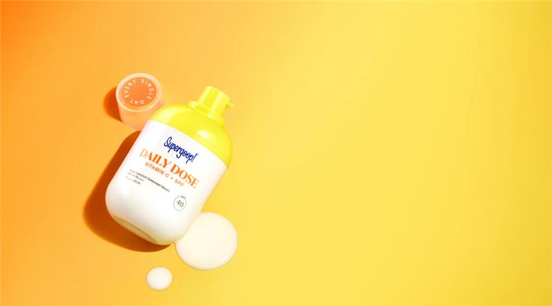 全球新品105:彩色粉底、防晒精华等新概念产品上市/新锐年末推联名、上礼盒