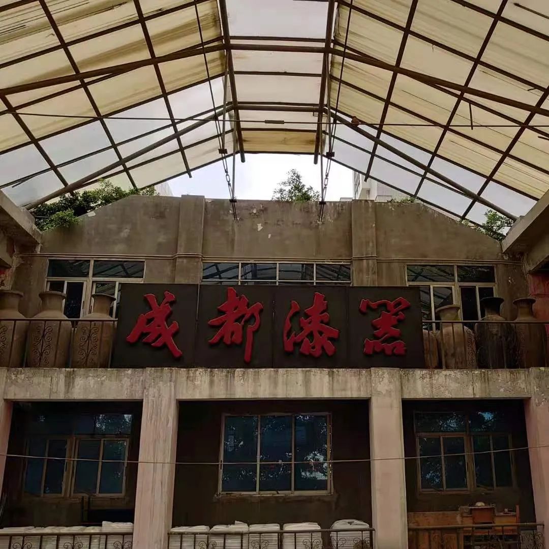 宽窄巷子附近有一条什么街,宽窄巷子旁边的小巷子