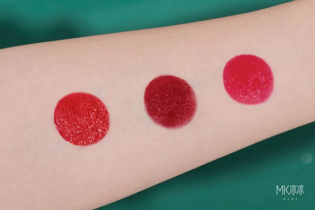 年度最上头的口红只要100多块,最正的正红色口红