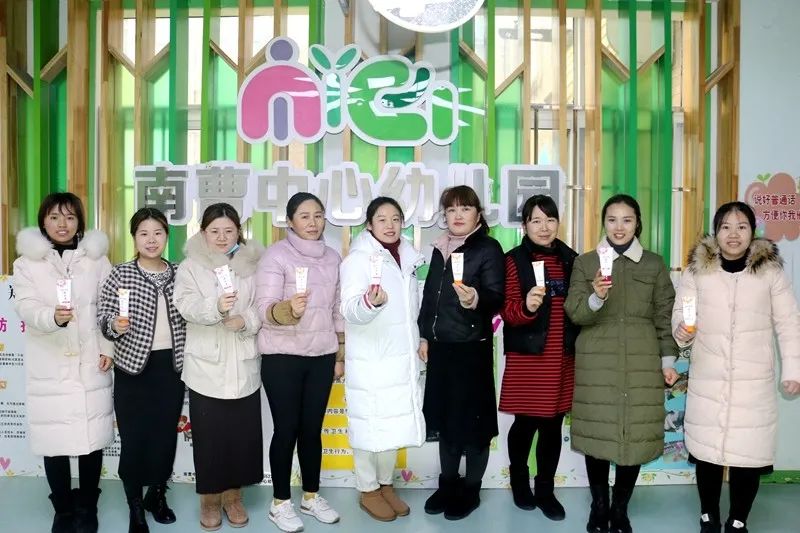 为了“暖起来”这件事儿，他们秀出了“十八般武艺”……